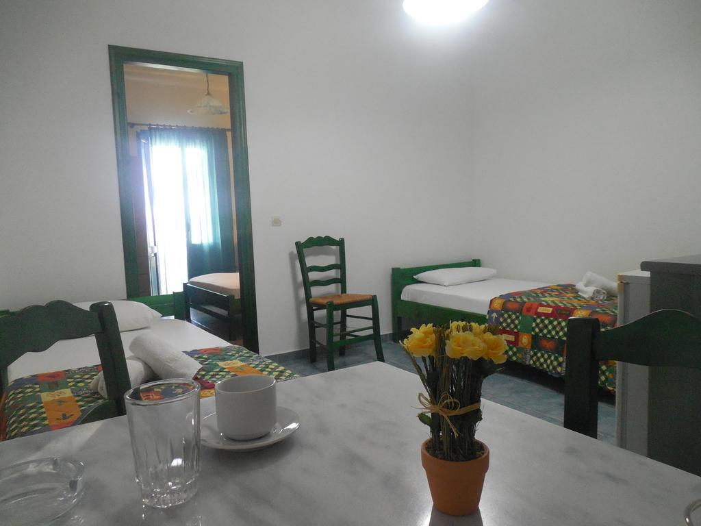 Studio Elisabeth Agios Ioannis (Tinos) Exterior foto